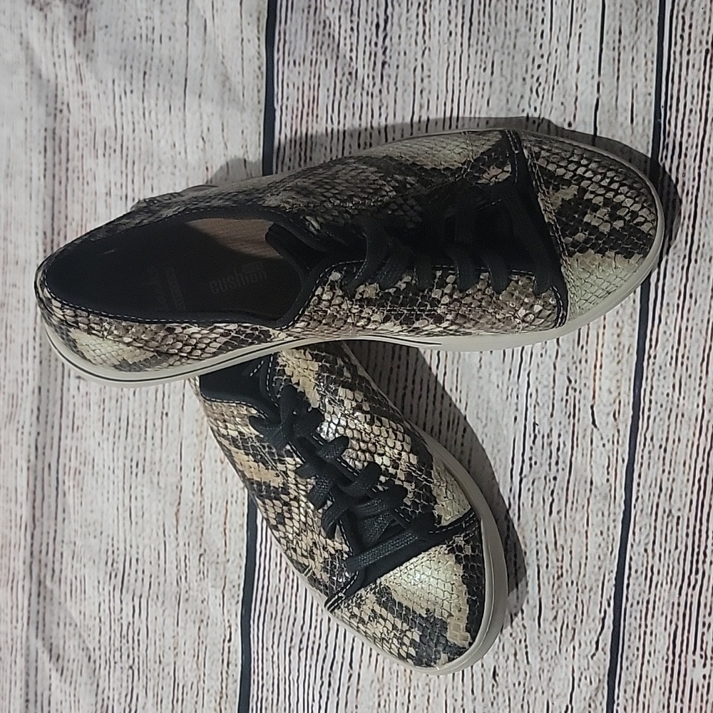 Clarks Women's Black and Tan Snake Print Sneakers
